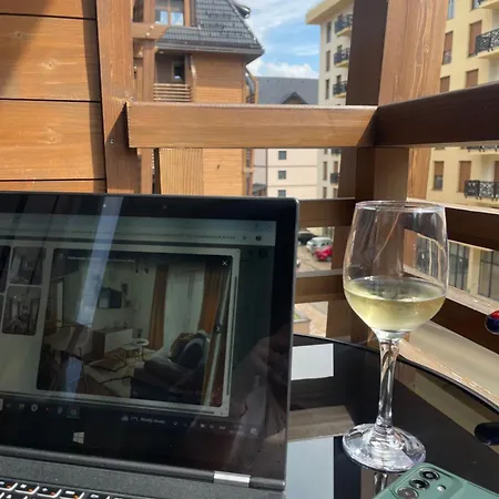 Dejavu アパート ズラティボール